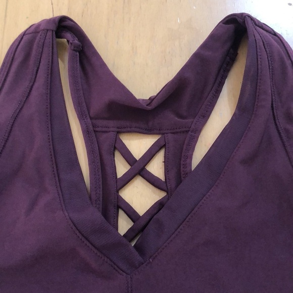 AVIA Women's Sports Bra Burgundy Size Large - Picture 2 of 6